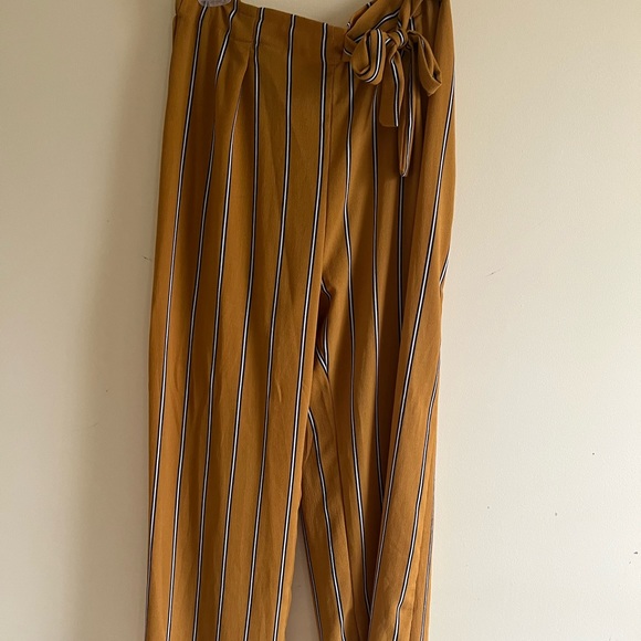 pants - Picture 3 of 5